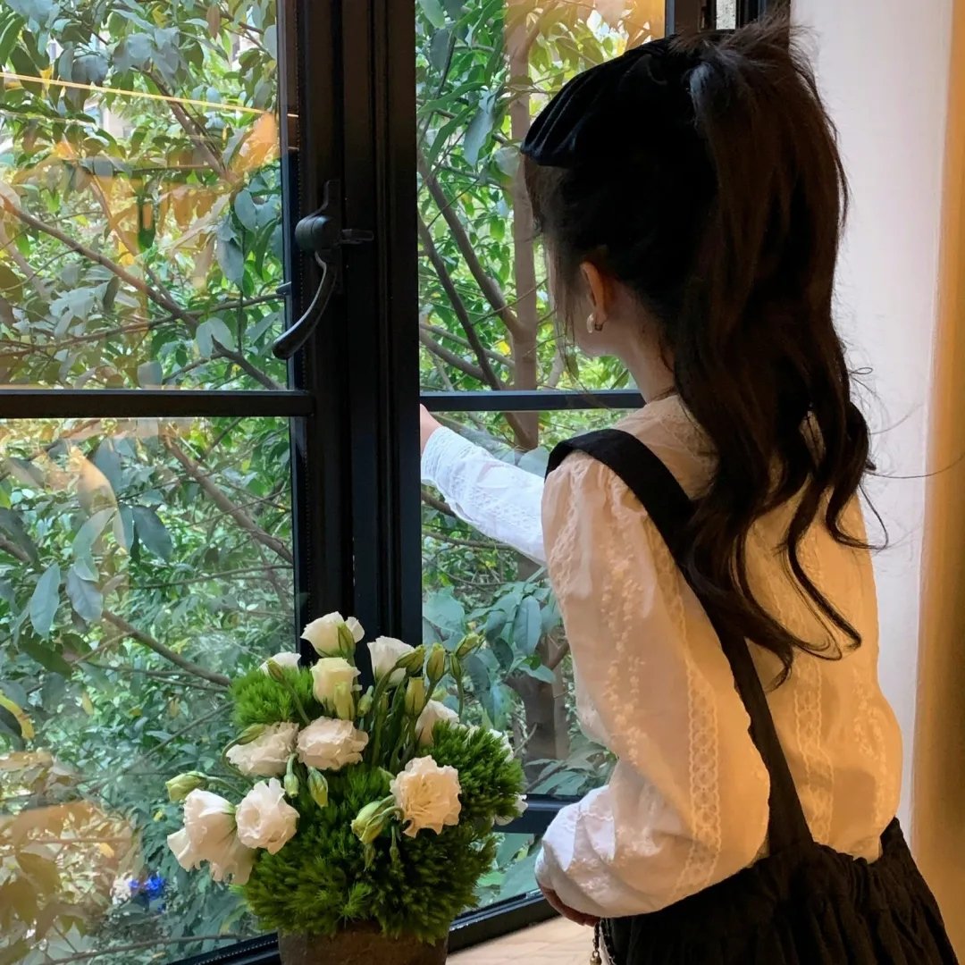 老婆是女帝这个反派我当定了