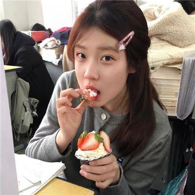 重启2048，开局囤亿万物资